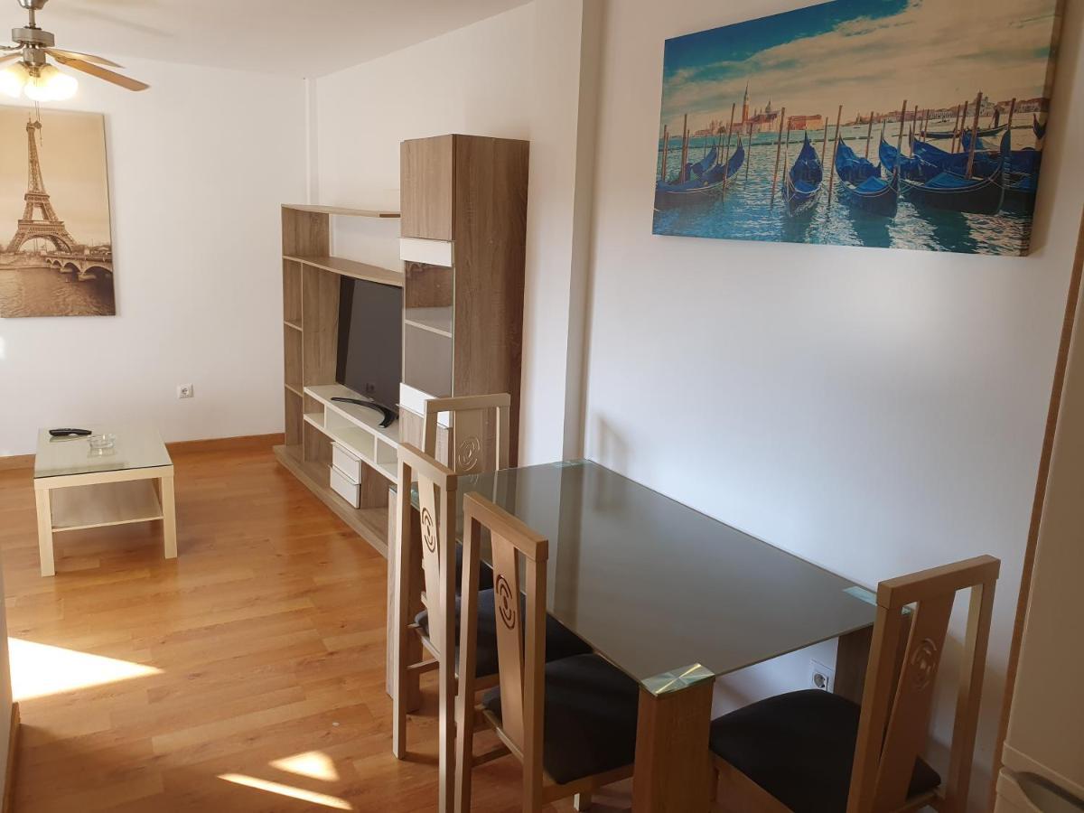 2H, Aire Acondic, 50M2, 1 Dormitorio, 4 Huespedes, Wifi Gratis La Línea de la Concepción Esterno foto
